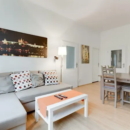 Beautiful Downtown 2bd With Netflix Lejlighed